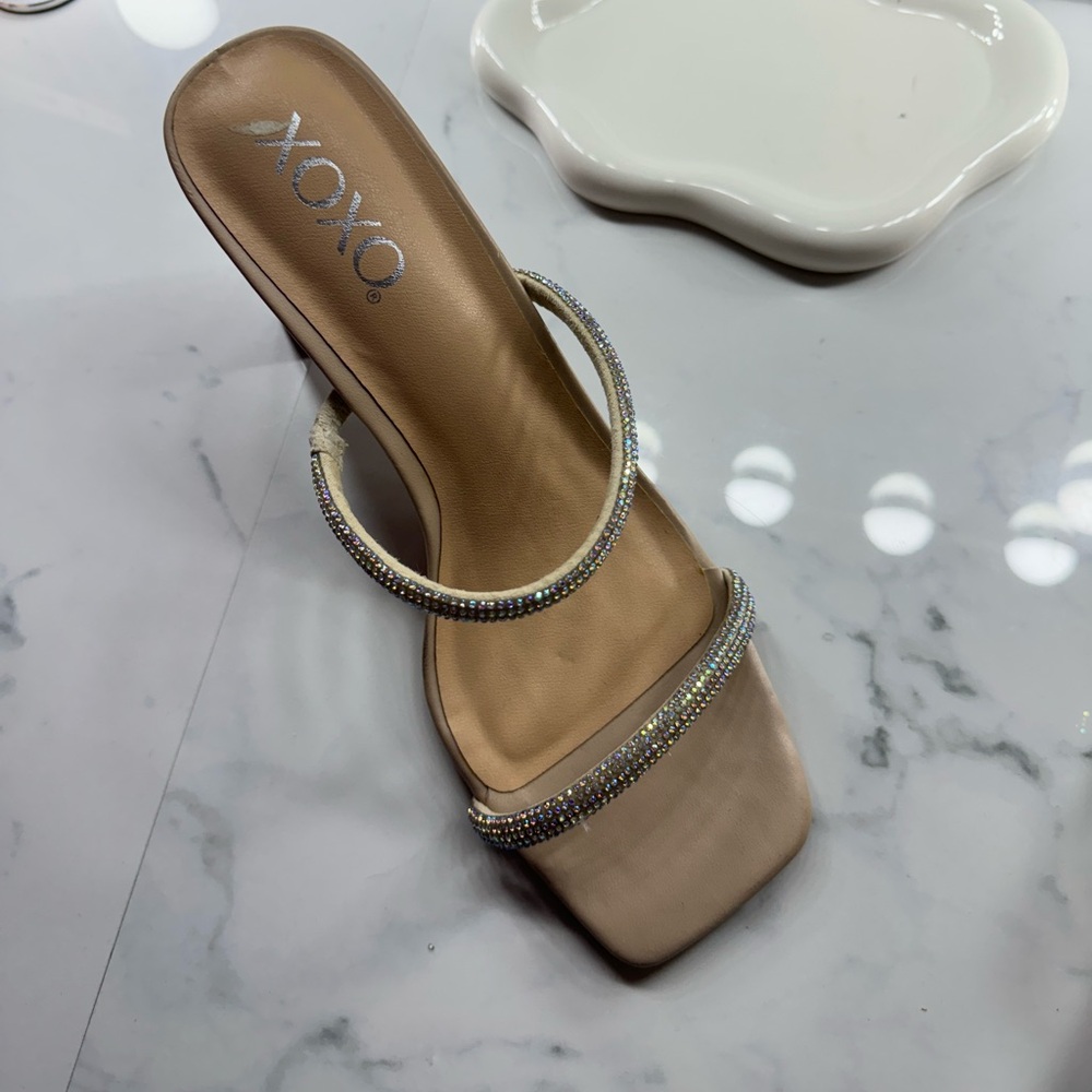 Heels - Picture 8 of 8